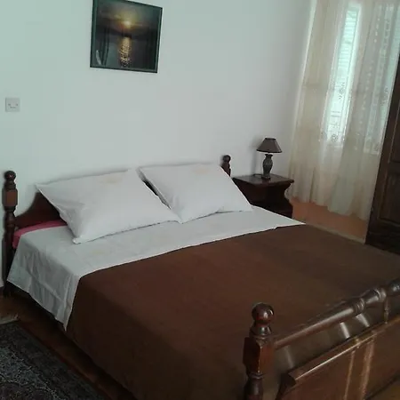 Vjera سبليت